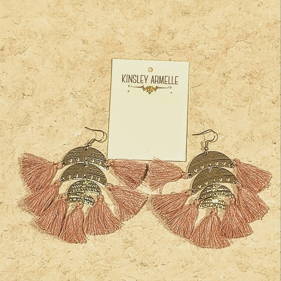 NWT KINSLEY ARMELLE XIMENA COLLECTION SILVER ENGRAVED LAYERED DANGLING EARRINGS - Picture 8 of 9